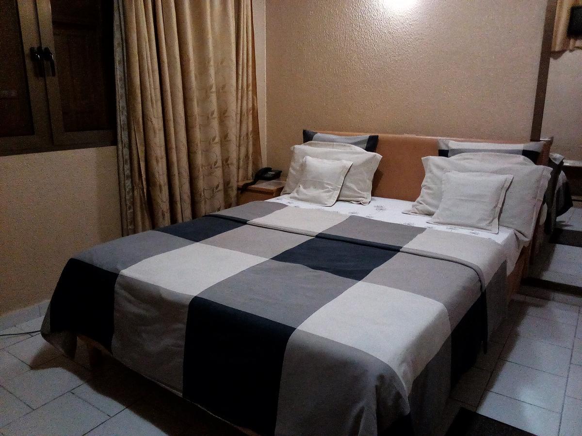 Hotel Saint Thomas ロメ エクステリア 写真